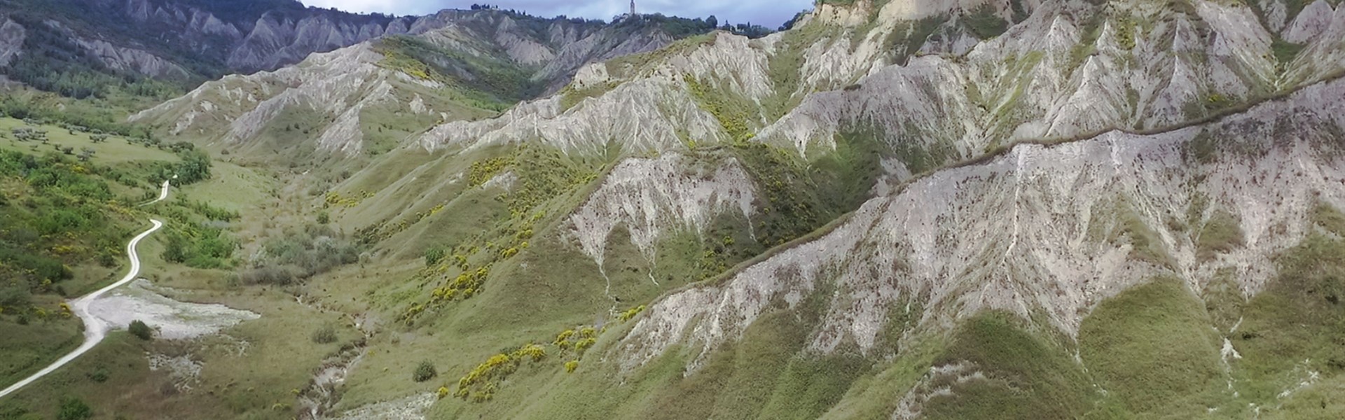 I Calanchi di Montecalvo e del Monte dell'Ascensione